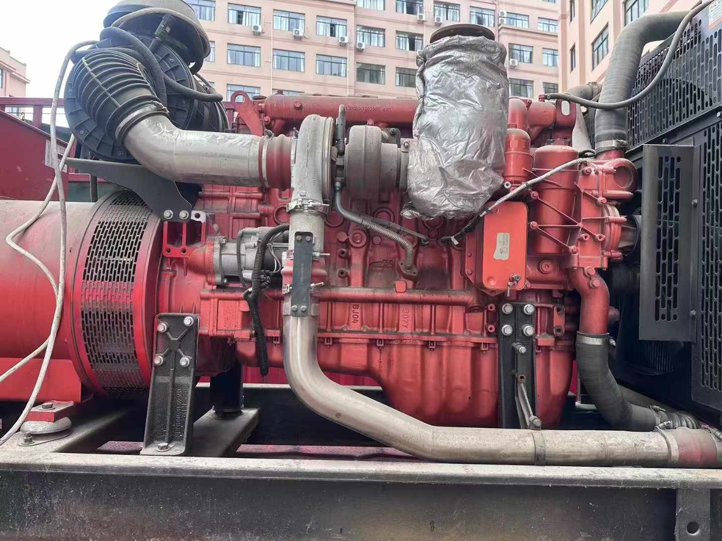 京口如何选择适合 600kW 柴油发电机组的过载保护器？